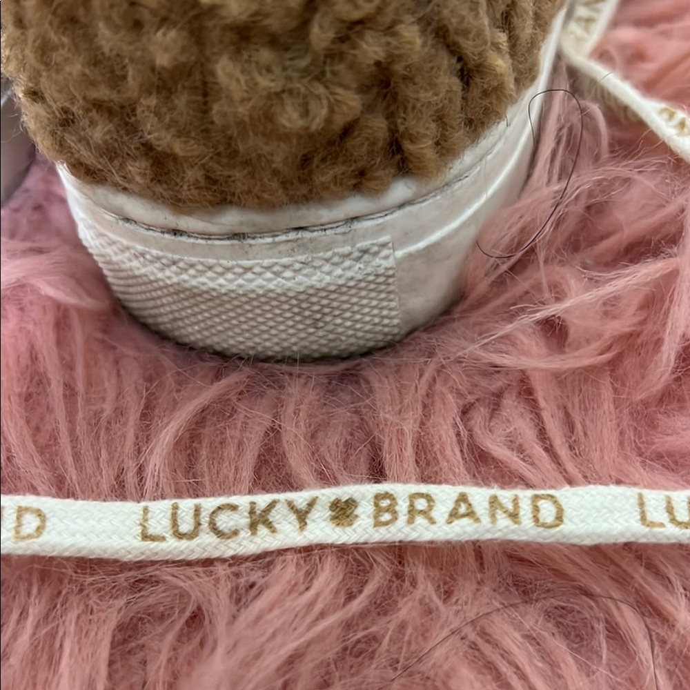 Lucky Brand Teddy Bear Brown and White Sneakers Casual Low-Top - Picture 13 of 13